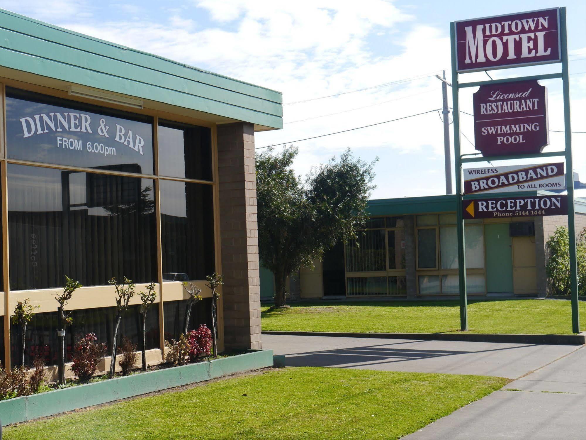 M Hotel Sale Exterior photo
